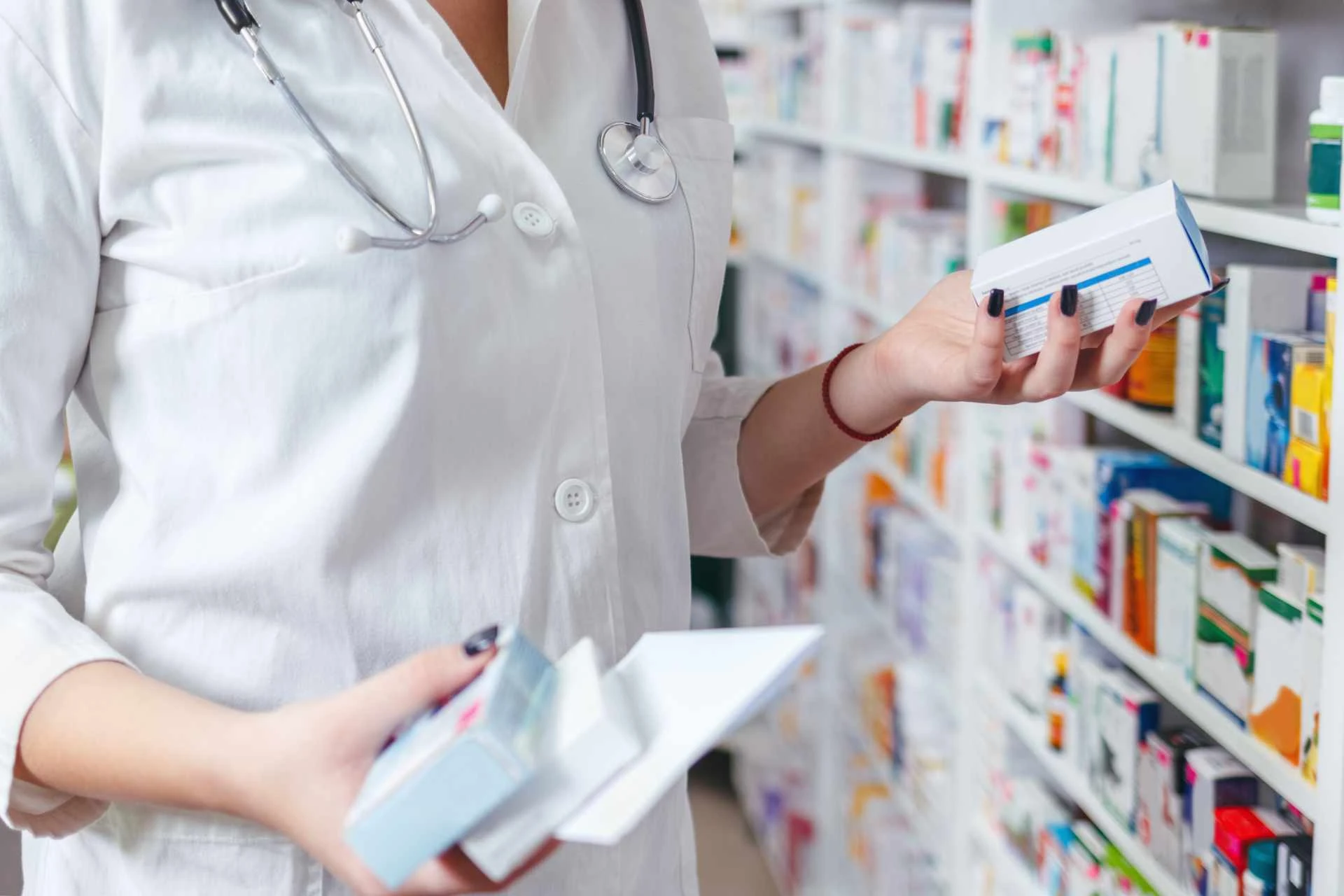 PHARMACIE INTRA-MUROS